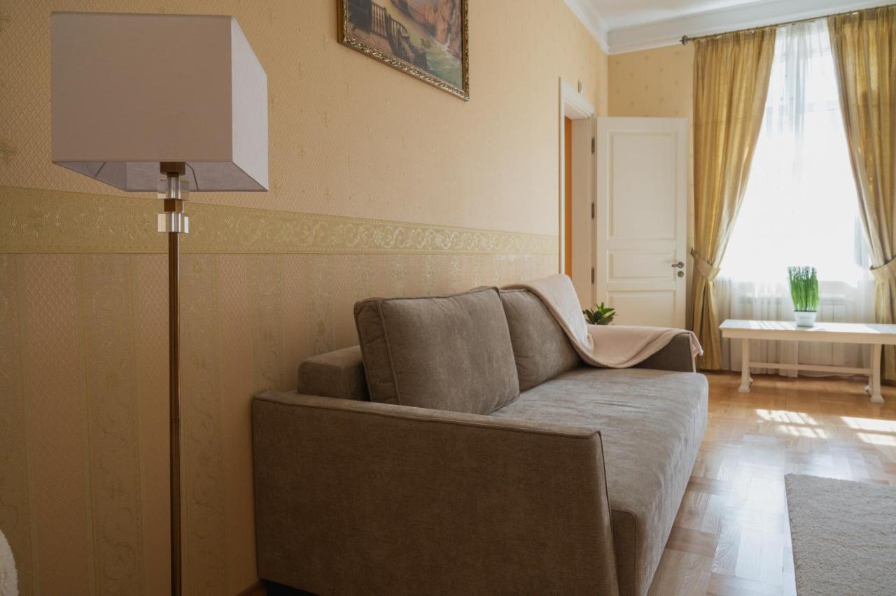 One Bedroom Apartment With Balcony-Kostyushka Street,16 Lviv Dış mekan fotoğraf
