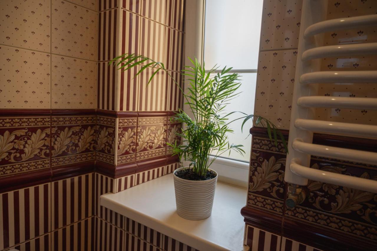 One Bedroom Apartment With Balcony-Kostyushka Street,16 Lviv Dış mekan fotoğraf